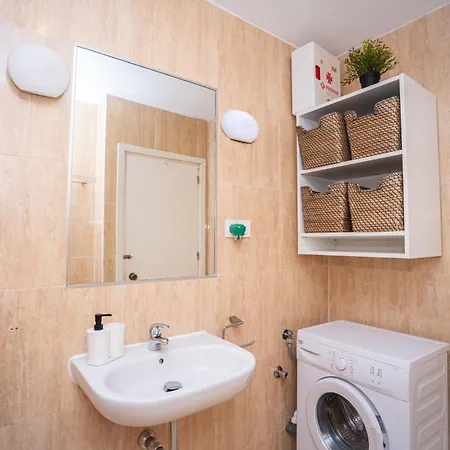 Tanzania Apartment *